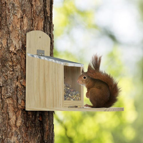 Foderhus Egern 29x12x25 cm FSC træ