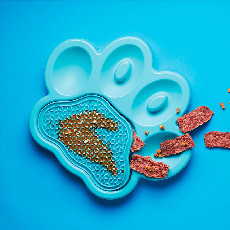 Slow Feeder Lick Pad 36x30x3 cm blå - Maxi Zoo Danmark