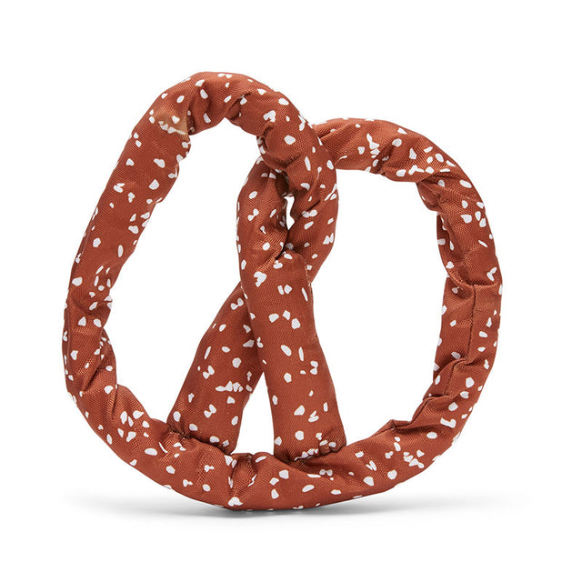 Paula's Park Slope Pretzel Plyslegetøj - Maxi Zoo Danmark